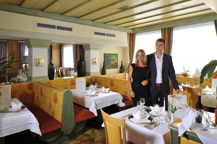 Imagen del bar/restaurante del Hotel Serles, Mieders . Foto 3