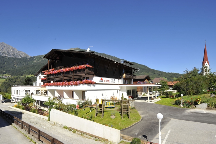 Imagen de los exteriores del Hotel Serles, Mieders . Foto 13