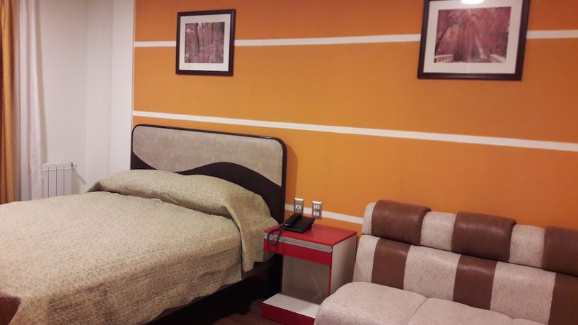 Imagen de la habitación del Hotel Serma. Foto 2