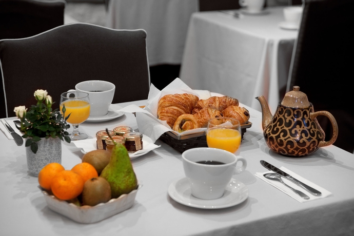 Imagen del bar/restaurante del Hotel Serotel Lutèce. Foto 4