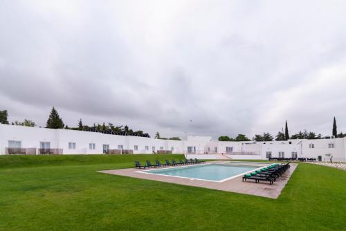 Imagen de la habitación del Hotel Serpa Hotel. Foto 38