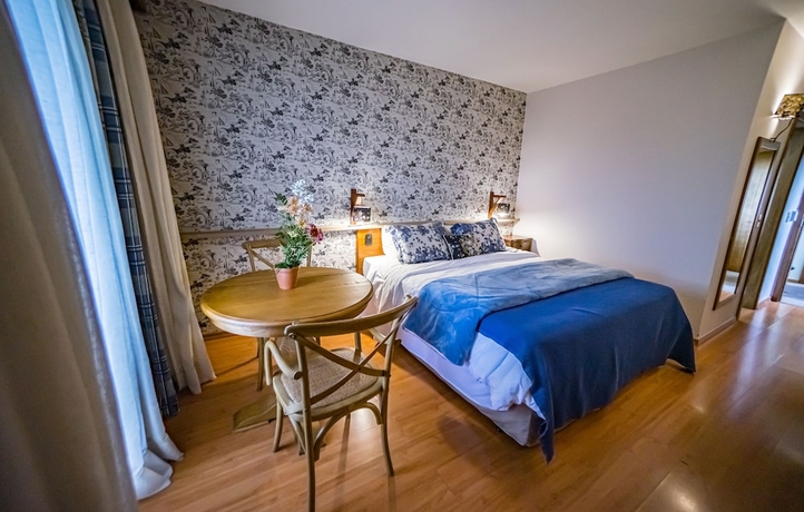 Imagen de la habitación del Hotel Serra Alta. Foto 13