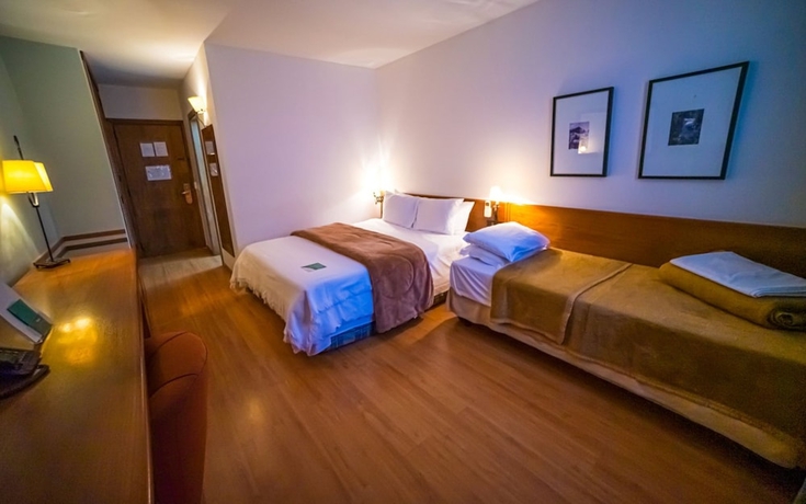 Imagen de la habitación del Hotel Serra Alta. Foto 14