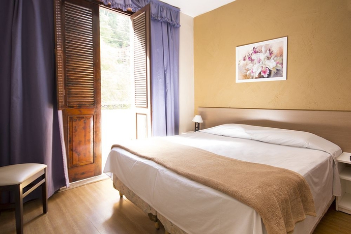 Imagen de la habitación del Hotel Serra Da Estrela. Foto 8