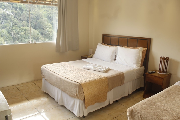 Imagen de la habitación del Hotel Serra Everest. Foto 7