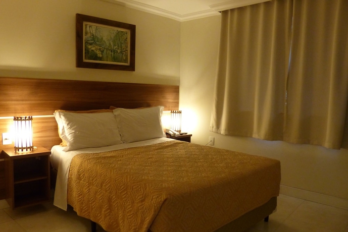 Imagen de la habitación del Hotel Serra Everest. Foto 15