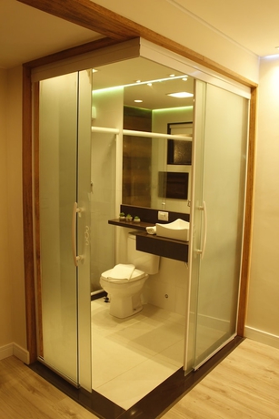 Imagen de la habitación del Hotel Serra Everest. Foto 17