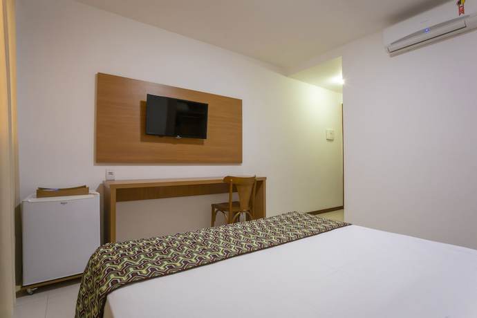 Imagen de la habitación del Hotel Serra Grande. Foto 16