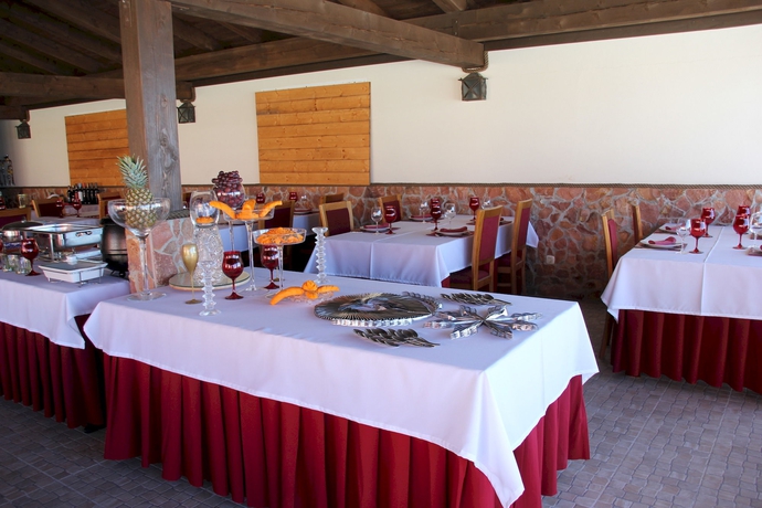 Imagen del bar/restaurante del Hotel Serra Mar. Foto 5