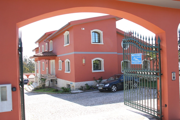 Imagen de los exteriores del Hotel Serra Mar. Foto 14