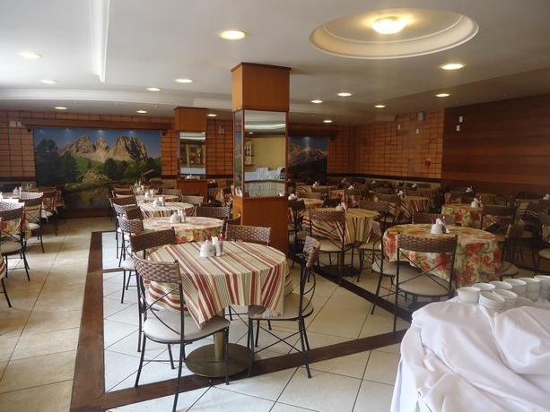 Imagen general del Hotel Serra Nevada. Foto 4