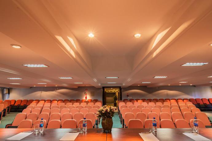 Imagen general del Hotel Serra Nevada. Foto 11