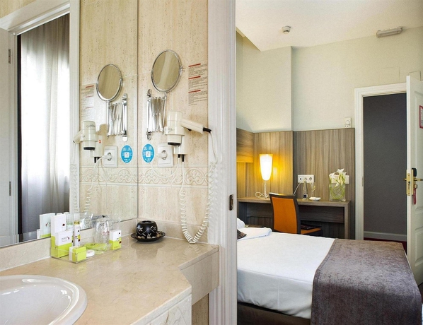 Imagen de la habitación del Hotel Serrano, Barrio de Salamanca. Foto 3