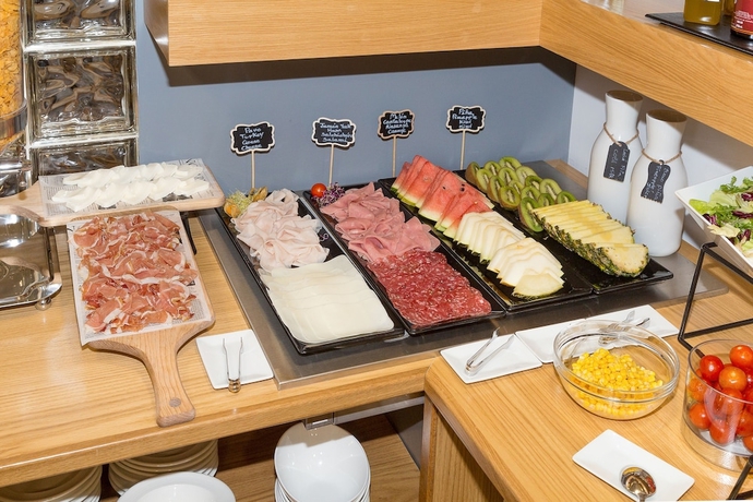 Imagen del bar/restaurante del Hotel Serrano, Córdoba. Foto 6