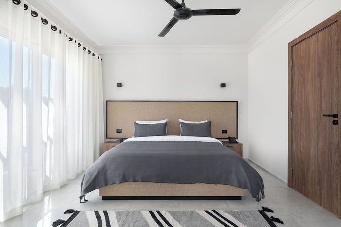 Imagen de la habitación del Hotel Serry Beach Resort. Foto 7