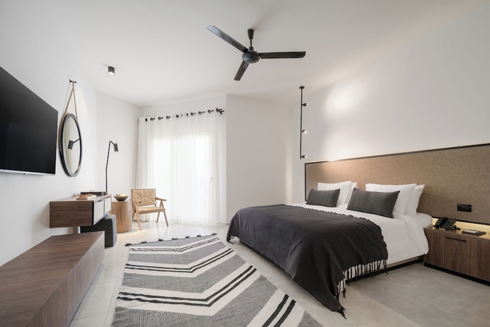 Imagen de la habitación del Hotel Serry Beach Resort. Foto 18