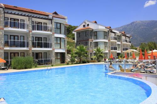 Imagen general del Hotel Sertil Deluxe Tropical Suites. Foto 17