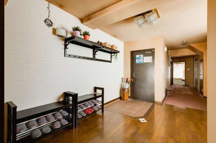 Imagen de los interiores del Hotel Seruju Asahi 601. Foto 22