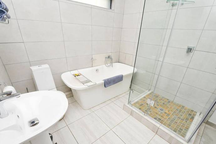 Imagen de la habitación del Hotel Serurubele Boutique. Foto 9