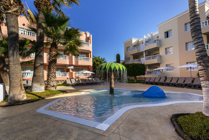 Imagen general del Hotel Servatur Isora Suites. Foto 16