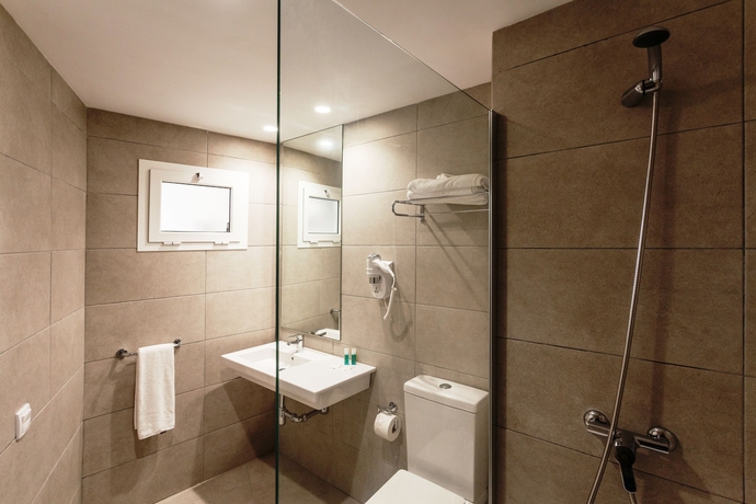 Imagen de la habitación del Hotel Servatur Playa Bonita. Foto 8