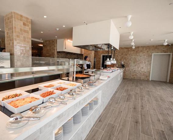 Imagen general del Hotel Servatur Puerto Azul. Foto 6