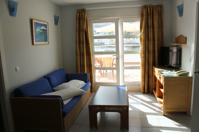 Imagen de los interiores del Hotel Servatur Terrazamar Suite and Sun Suite. Foto 7