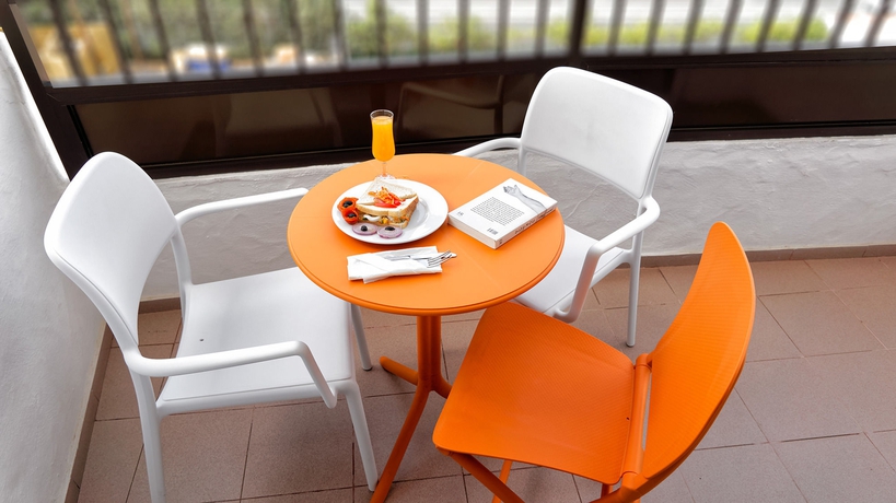 Imagen de la habitación del Hotel Servatur Waikiki. Foto 15