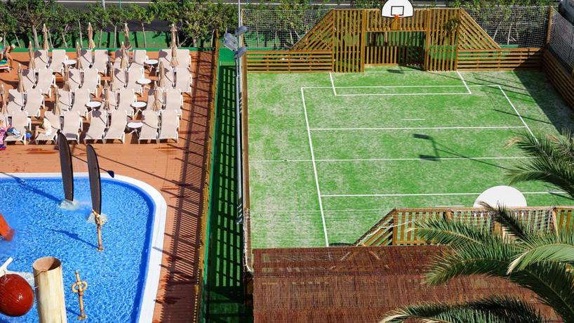 Imagen general del Hotel Servatur Waikiki. Foto 7