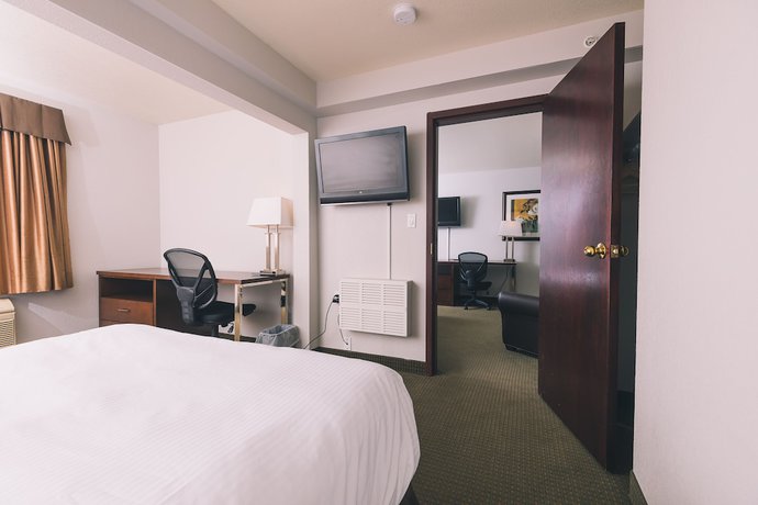 Imagen de la habitación del Hotel Service Plus Inn and Suites - Grande Prairie. Foto 3