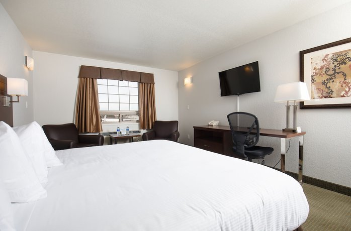 Imagen de la habitación del Hotel Service Plus Inn and Suites - Grande Prairie. Foto 10