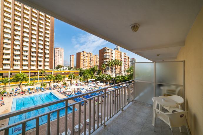 Imagen de los interiores del Hotel Servigroup Calypso. Foto 6