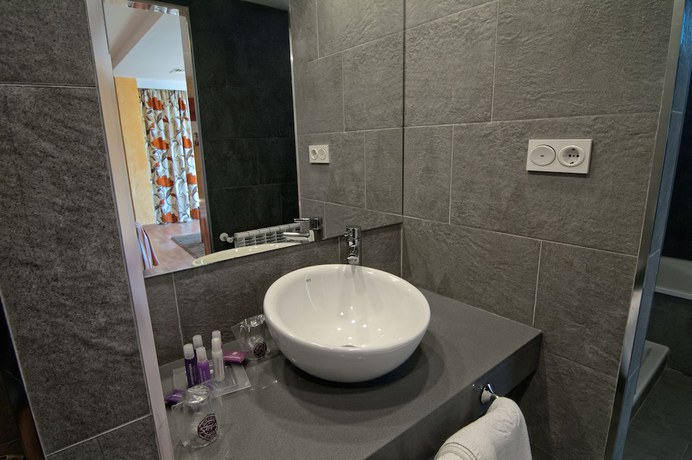 Imagen de la habitación del Hotel Servigroup Diplomatic. Foto 8