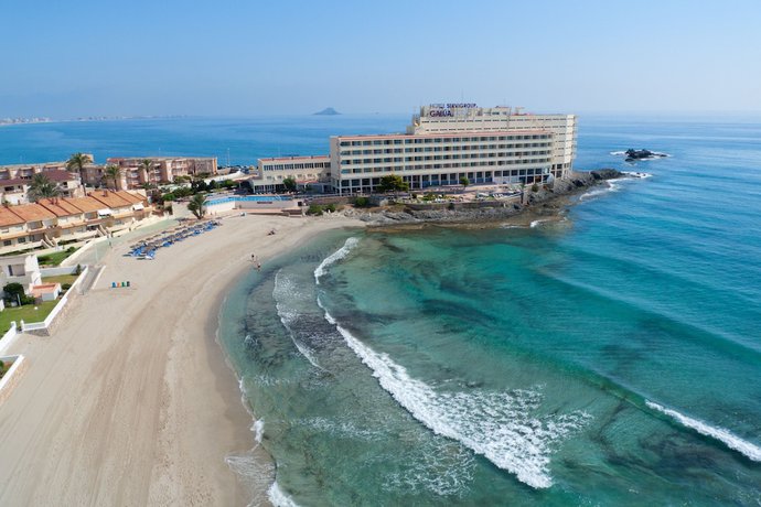 Imagen de los exteriores del Hotel Servigroup Galua. Foto 16