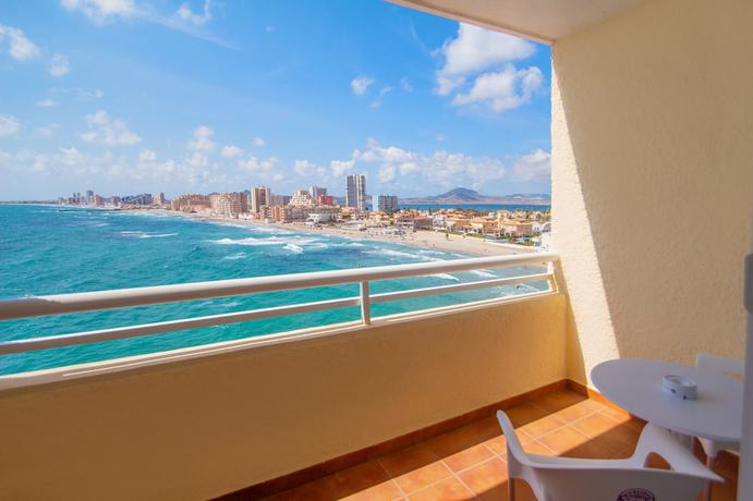 Imagen de la habitación del Hotel Servigroup Galua. Foto 13