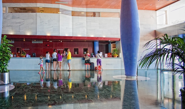 Imagen de los interiores del Hotel Servigroup Marina Playa, Moj&aacute;car. Foto 6