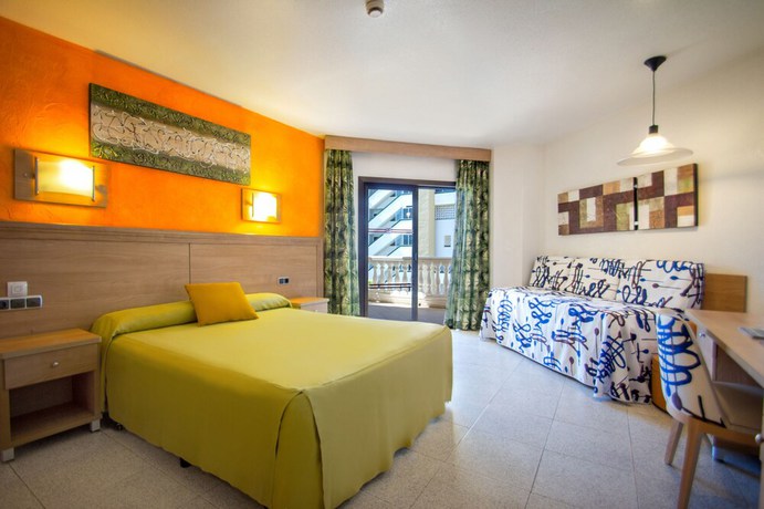 Imagen de la habitación del Hotel Servigroup Papa Luna. Foto 10