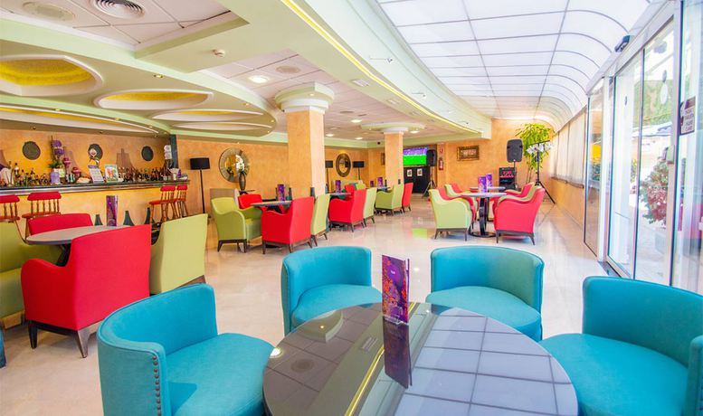 Imagen de los interiores del Hotel Servigroup Rialto. Foto 10