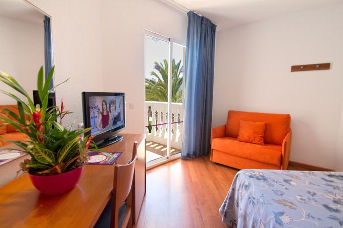 Imagen de la habitación del Hotel Servigroup Romana. Foto 2