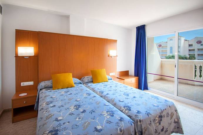Imagen de la habitación del Hotel Servigroup Romana. Foto 5