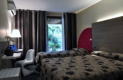 Imagen de la habitación del Hotel Servotel. Foto 3