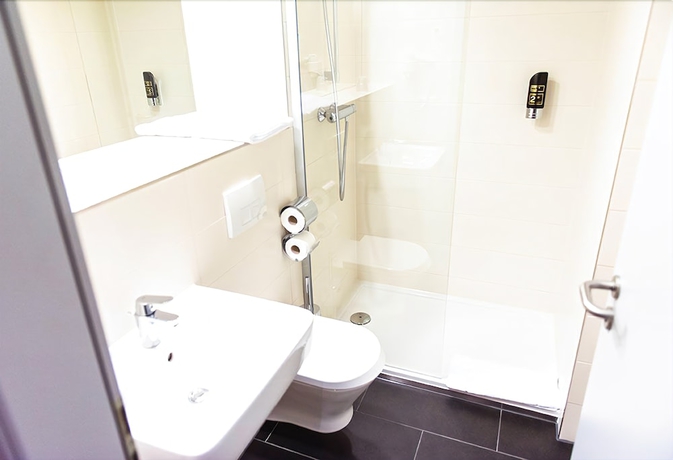 Imagen de la habitación del Hotel Serways Bruchsal West. Foto 10