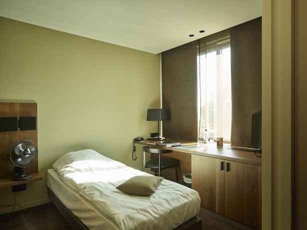 Imagen de la habitación del Hotel Serwir. Foto 10