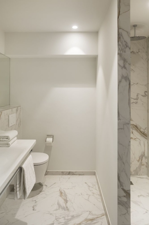 Imagen de la habitación del Hotel Serwir. Foto 16