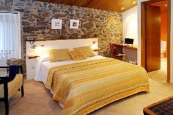 Imagen de la habitación del Hotel Ses Arrels. Foto 6