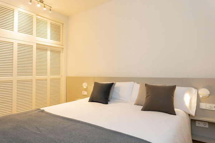 Imagen de la habitación del Hotel Ses Eufabietes Apartments and Restaurant. Foto 3