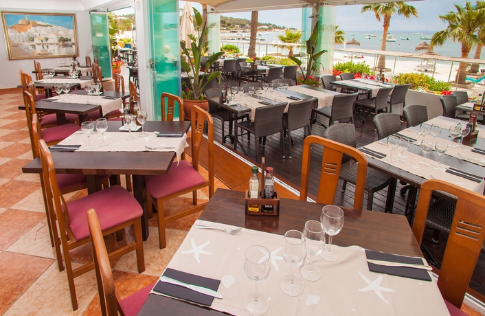 Imagen del bar/restaurante del Hotel Ses Figueres. Foto 5