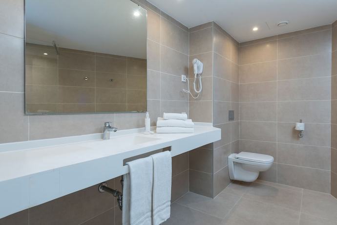 Imagen de la habitación del Hotel Ses Fotges. Foto 13