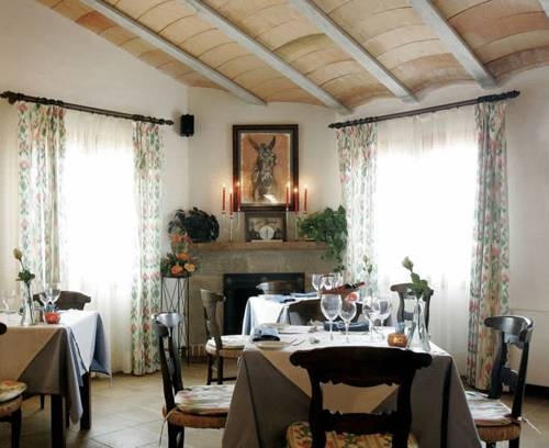 Imagen del bar/restaurante del Hotel Ses Rotes Velles - Petit Hotel. Foto 8