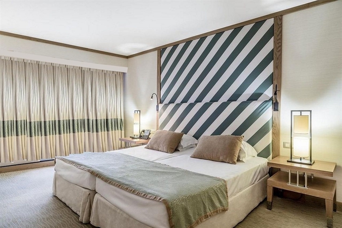 Imagen general del Hotel Sesimbra Oceanfront. Foto 3